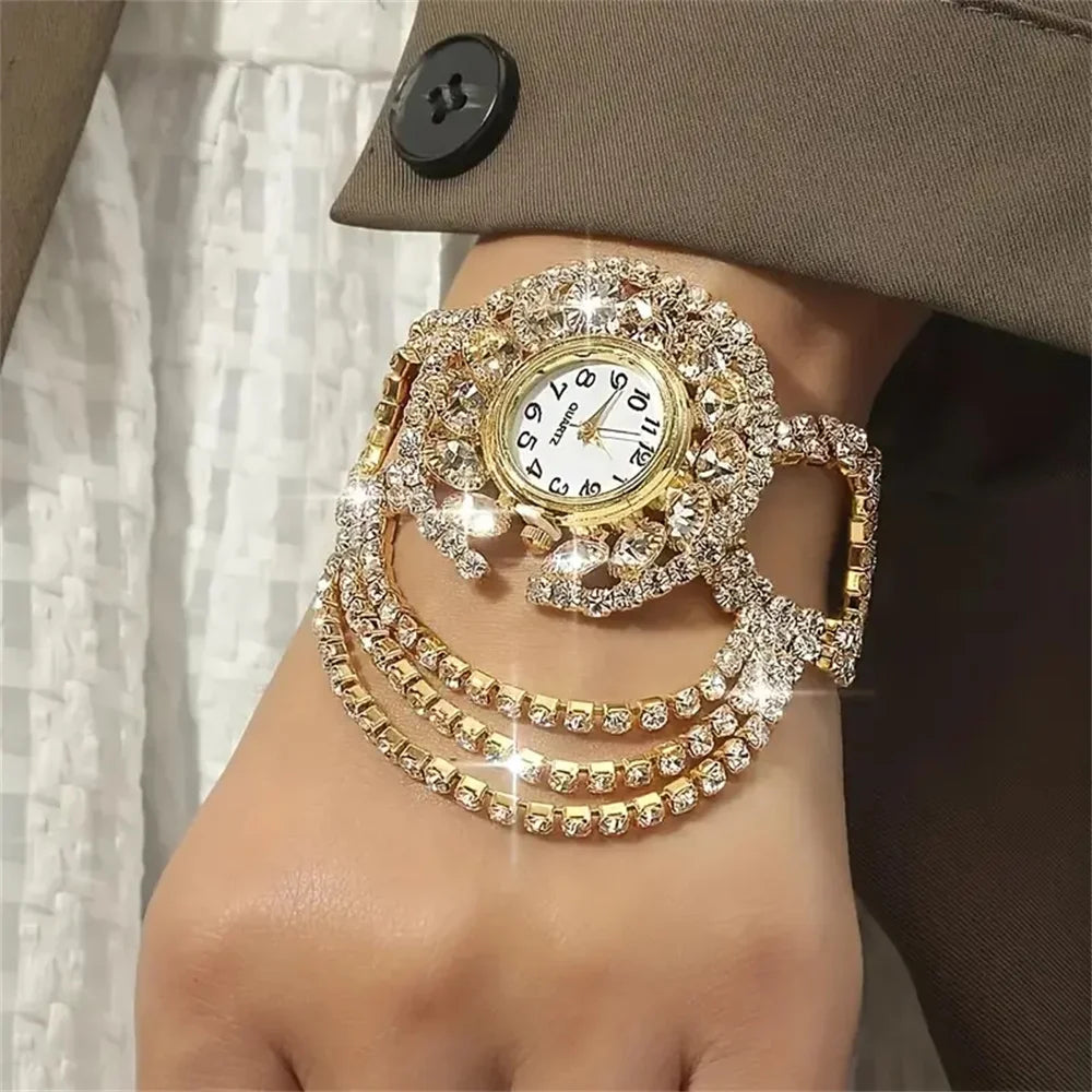 Montre Femme à Quartz – Boitier Rond Décoré | Bracelet Alliage Doré ou Argenté