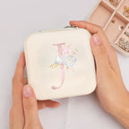 Boîte à bijoux de voyage beige avec initiale - Sereine