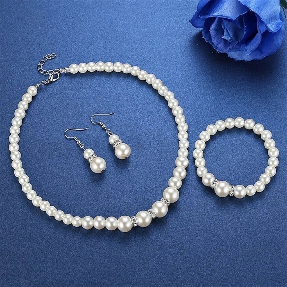 Parure Bijoux Perles 3 Pièces – Collier, Boucles d’Oreilles & Bracelet | Femme