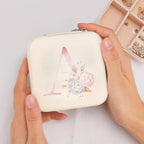 Boîte à bijoux de voyage beige avec initiale - Sereine