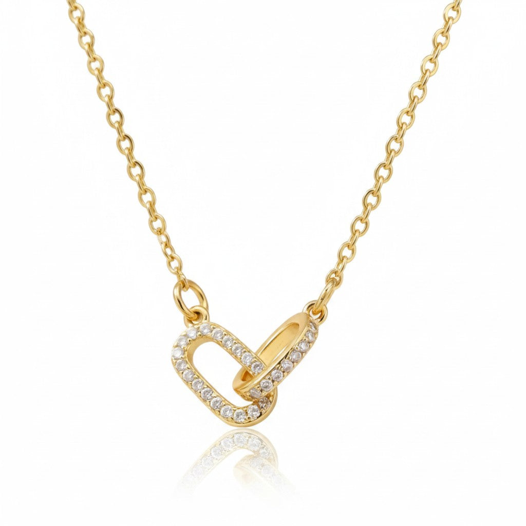 Collier Pendentif Trombone Entrelacé – Plaqué Or & Cristaux